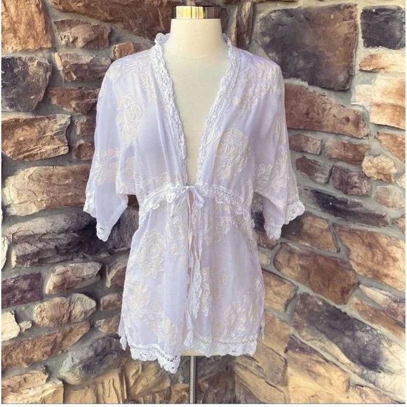 Betsey Johnson White Lace Floral Sheer Kimono Cover Up Tie Front Size S/M - Picture 1 of 11